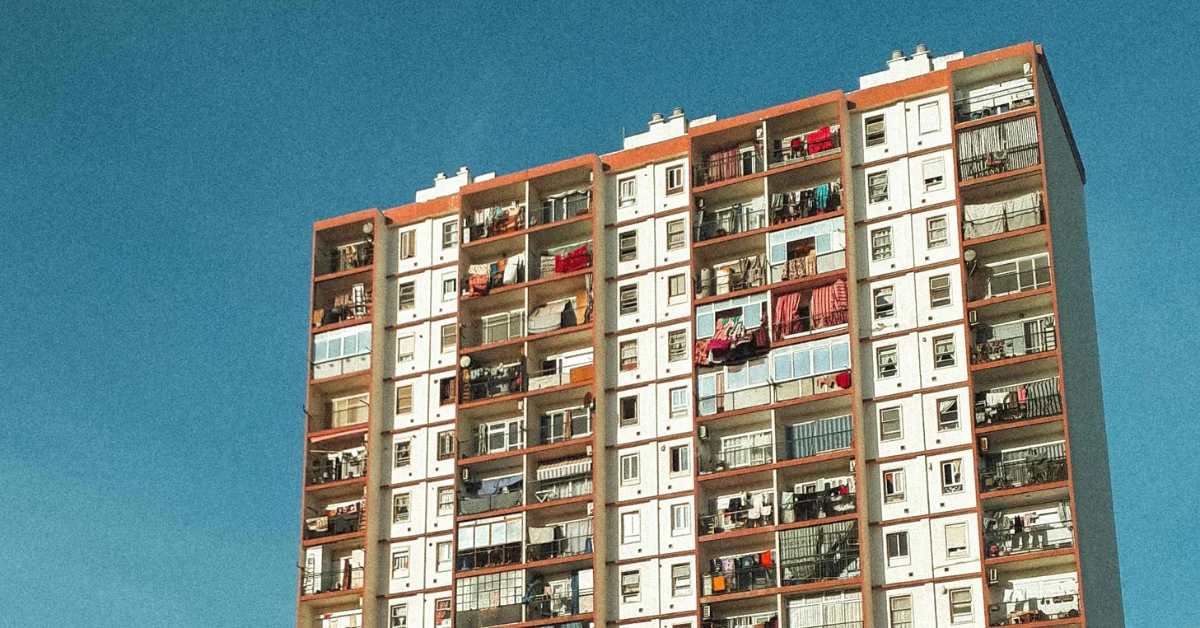Can You Buy a House While Renting an Apartment?