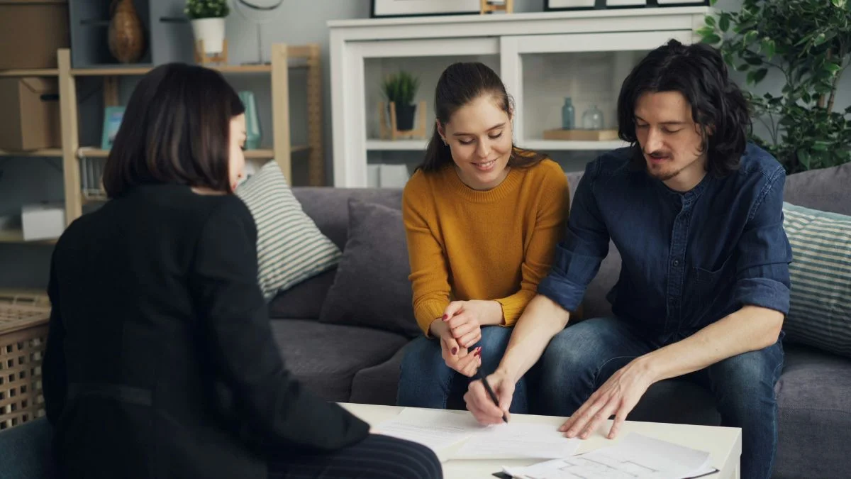 Lenders Calculate Debt-to-Income Ratio